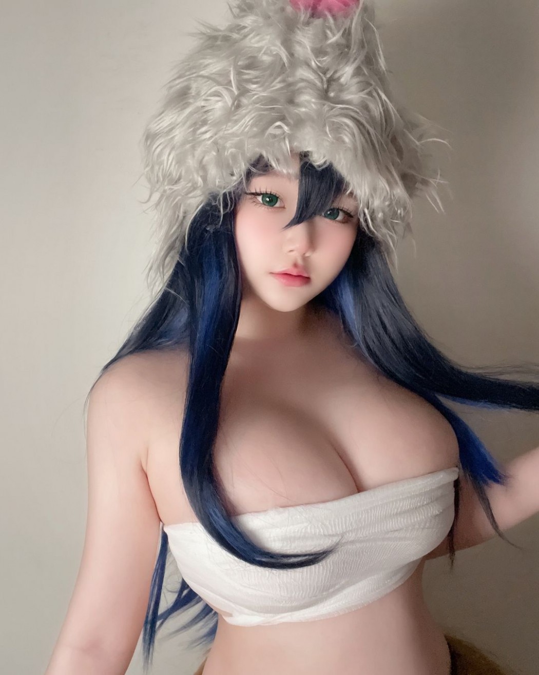 Bộ ảnh Cosplay Inosuke phiên bản nữ khoe