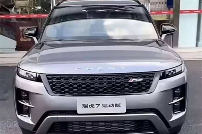 Mẫu SUV mới khiến truyền thông dậy sóng: Thiết kế giống Range Rover, giá quy đổi rẻ hơn Morning và i10- Ảnh 3.