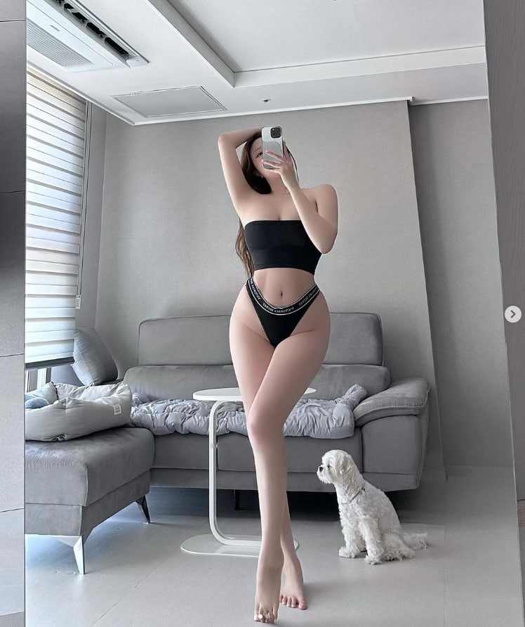 Hot girl từng chối thẳng thừng hợp đồng 700 tỷ giờ ra sao?