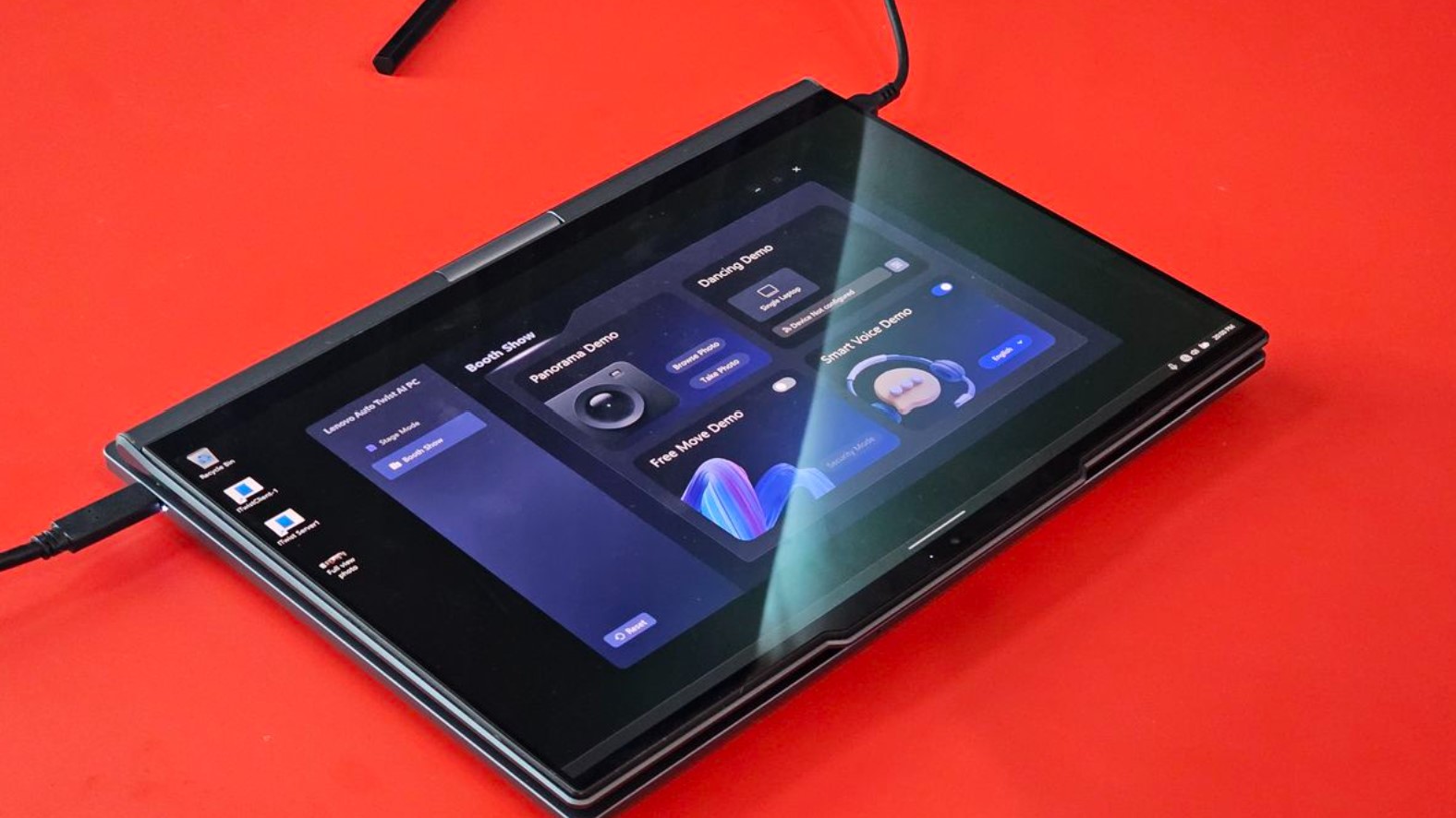 Lenovo ra mắt ý tưởng thay đổi cách chúng ta sử dụng laptop: không cần động tay, máy tự đóng mở xoay gập theo lệnh của người dùng- Ảnh 4.