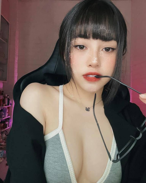 Streamer Lai Lai "F5" phong cách, tái xuất với diện mạo gợi cảm- Ảnh 1.