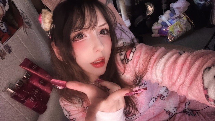 Hot girl nhầm lẫn tai hại, suýt nữa 'báo' cả tựa game mới