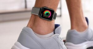 Vốn là đồng hồ, vì sao ngày càng nhiều người đeo Apple Watch ở chỗ kỳ quặc này?