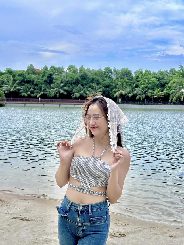Mai Linh Zuto lại làm fan nam "mất ngủ"- Ảnh 11.