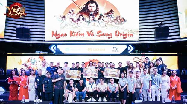 Ngạo Kiếm Vô Song Origin ‘chơi lớn’ tại máy chủ mới Hỏa Vân: Tặng trọn bộ trang bị hiếm bậc 3 đỉnh nóc kịch trần bay phấp phới