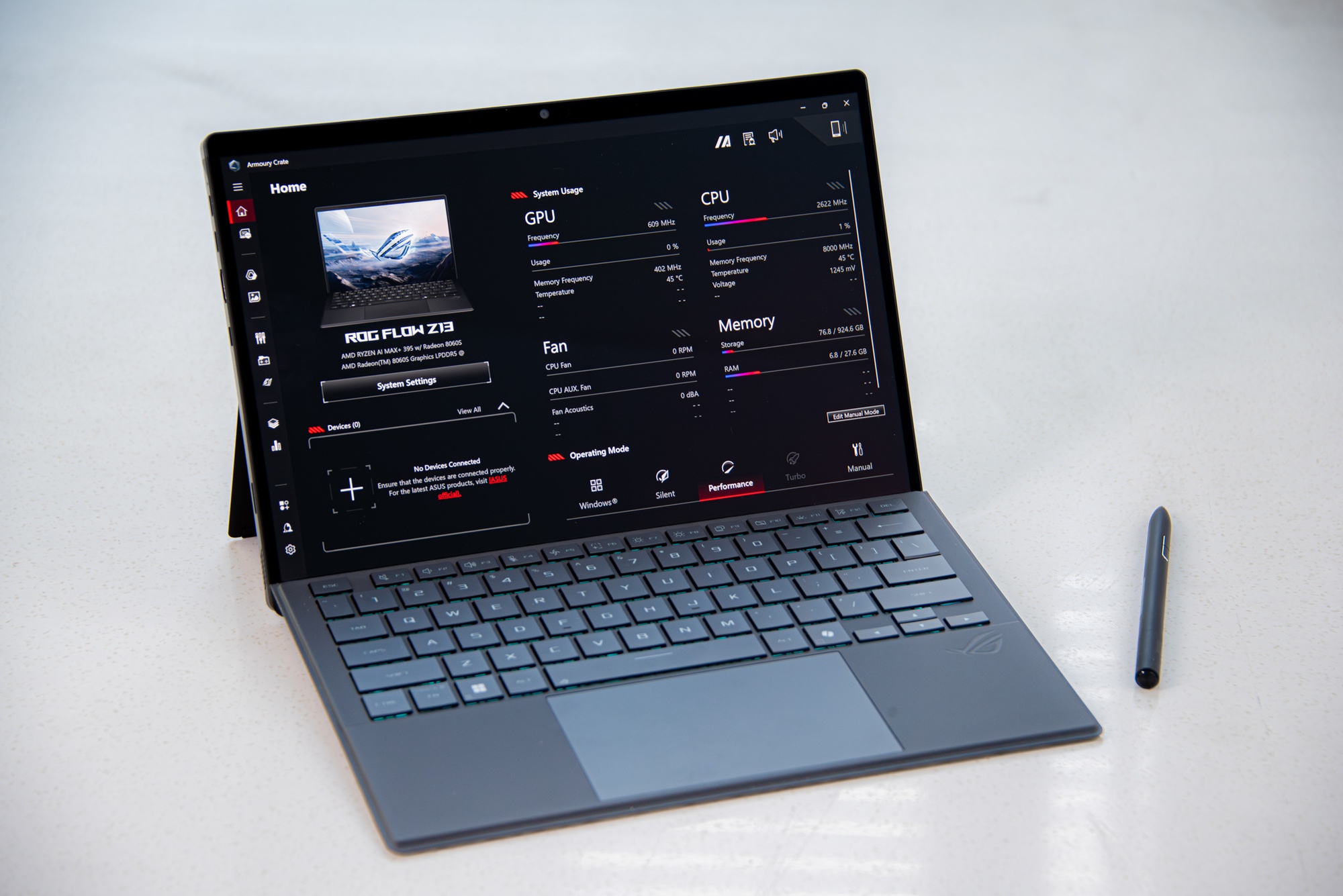 ASUS ra mắt ROG Flow Z13 tại Việt Nam: Gaming tablet mạnh nhất với chip Ryzen AI MAX+ 395, màn hình 180Hz, trọng lượng chỉ 1.2Kg- Ảnh 4.