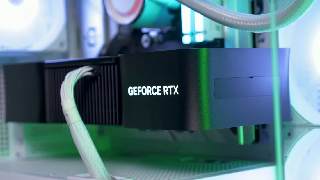 Người dùng RTX 4000 và 3000 bức xúc: Nvidia ưu tiên sửa lỗi cho RTX 5000, bỏ mặc thế hệ cũ?- Ảnh 1.