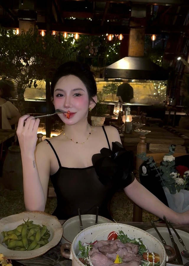 Chân dung nữ streamer bất ngờ xuất hiện trên live của Ngọc Kem tố ViruSs, giao diện "xinh yêu" khó cưỡng!- Ảnh 9.