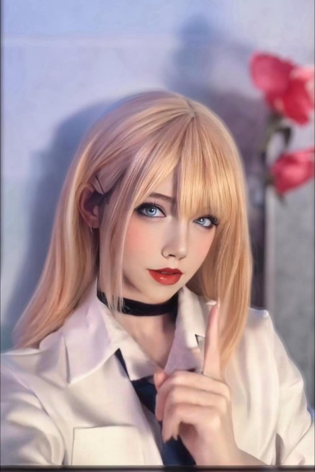 Nữ coser gây bão với diện mạo như AI, ngoại hình khiến CĐM xuýt xoa- Ảnh 1.