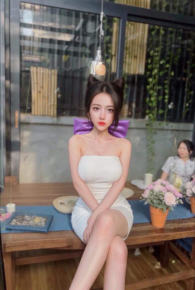 Nữ coser gây bão với diện mạo như AI, ngoại hình khiến CĐM xuýt xoa- Ảnh 10.
