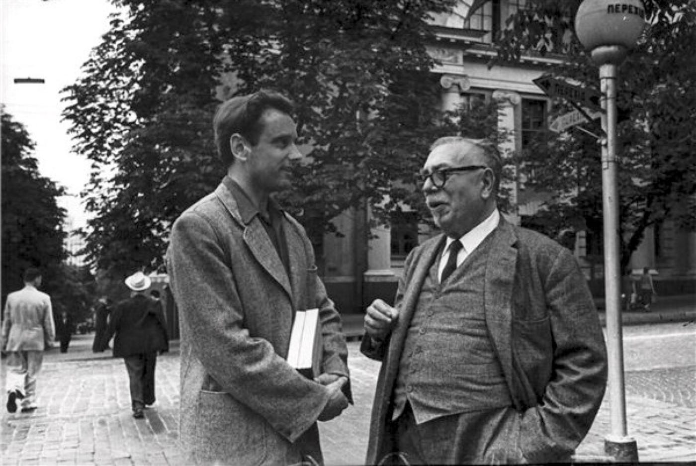 Norbert Wiener - người đặt nền tảng cho trí tuệ nhân tạo: 11 tuổi vào Đại học Tufts, 14 tuổi vào Đại học Harvard, 18 tuổi nhận bằng tiến sĩ- Ảnh 3.