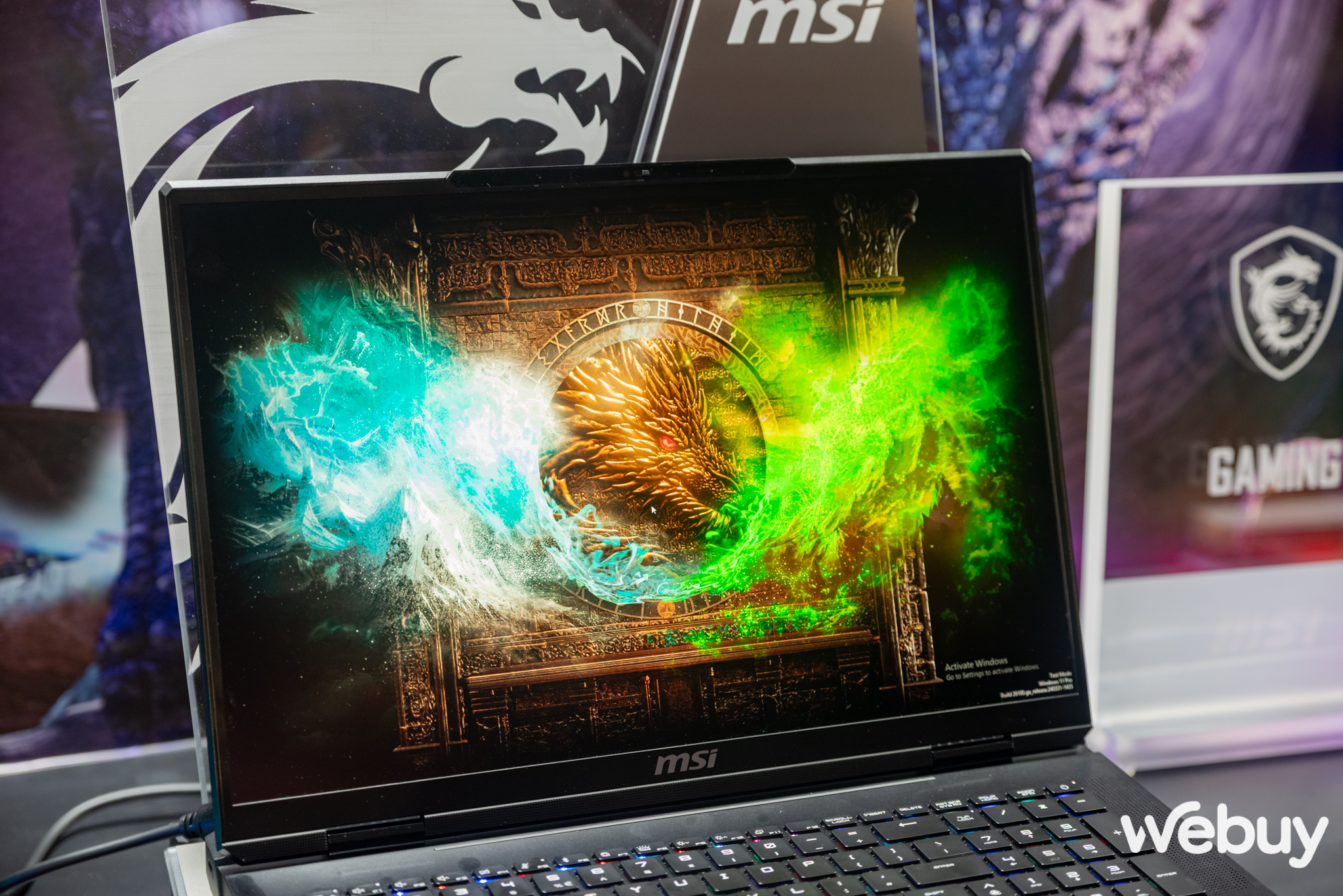 Cận cảnh chiếc laptop của MSI khiến bao “dân chơi” khóc thét khi nghe giá- Ảnh 19.