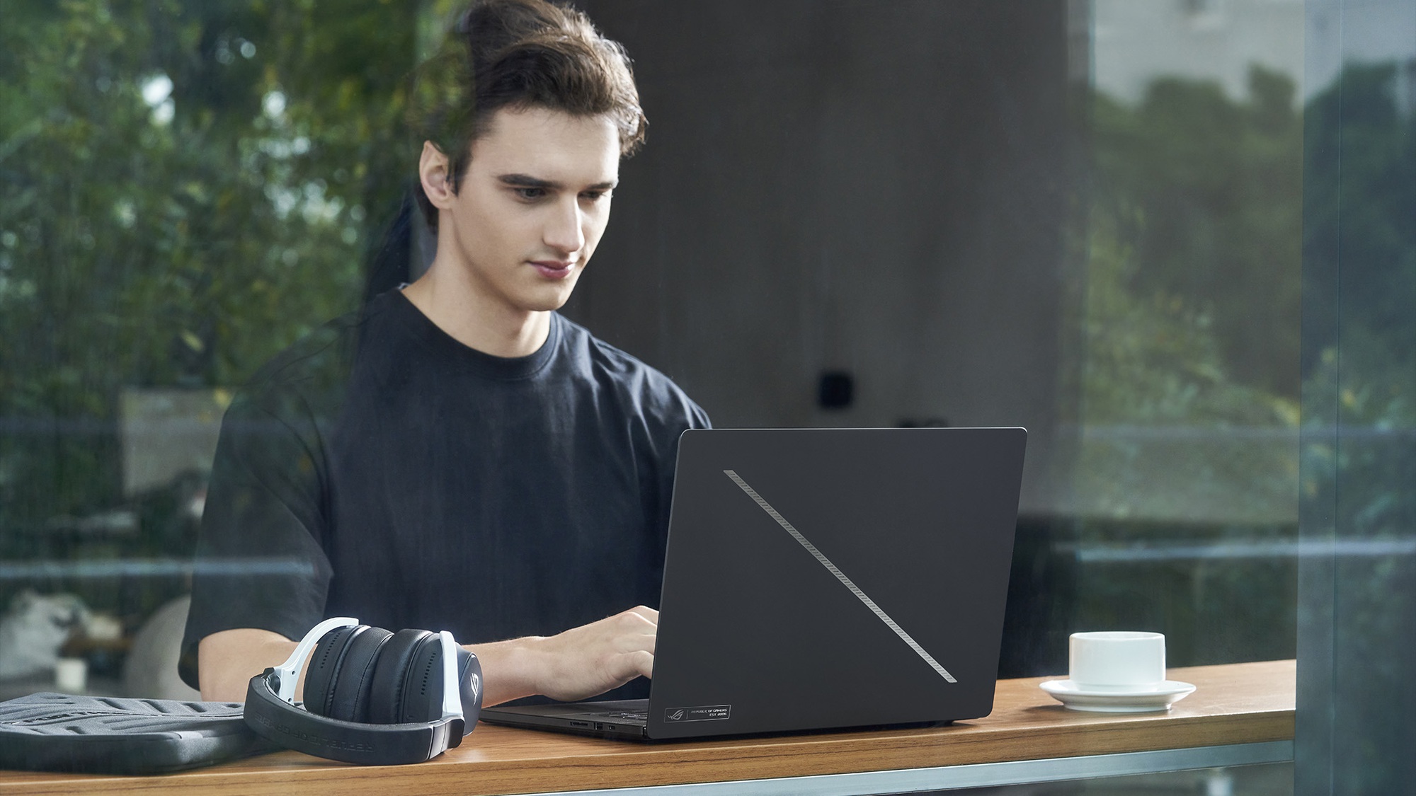 ASUS mở đặt hàng loạt laptop gaming với GPU RTX 50 series, giá khởi điểm ngang chiếc Honda SH 160i- Ảnh 5.