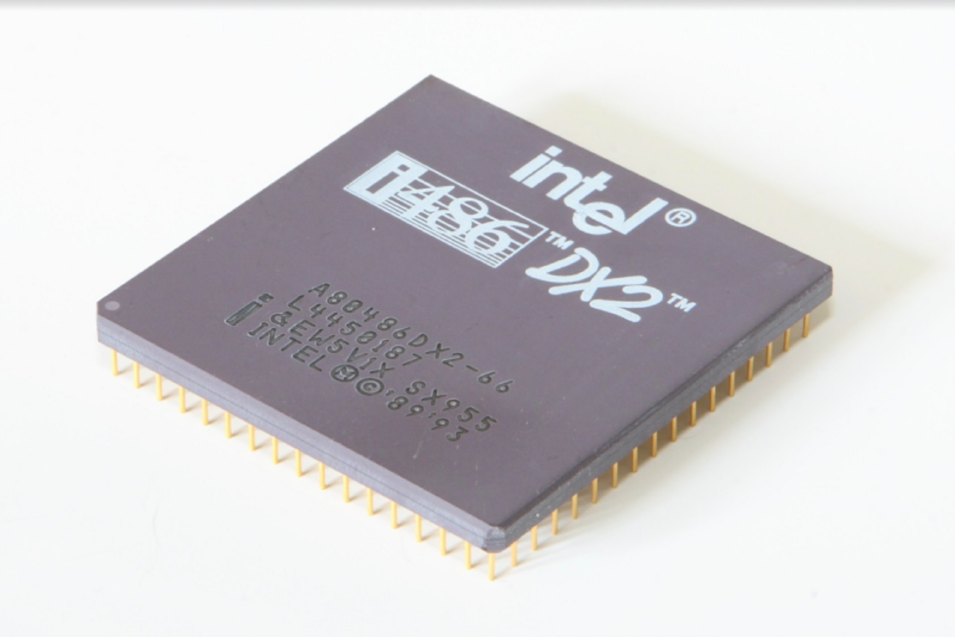 Ra mắt năm 1989, con chip huyền thoại này của Intel từng là 'giấc mơ' của dân tin học Việt hơn 30 năm trước- Ảnh 1.