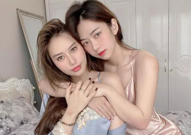 Hot gymer bạn thân Lê Bống thu hút sự chú ý với bài tập giãn cơ- Ảnh 1.