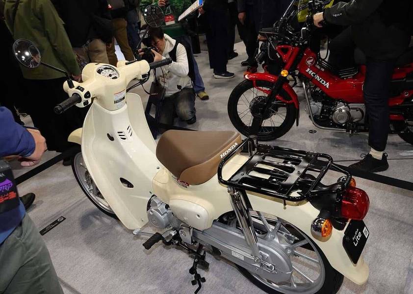 Super Cub Lite liệu có thể 'gây sốt' tại thị trường Việt Nam khi Honda chính thức khai tử xe 50cc từ tháng 5/2025?- Ảnh 6.