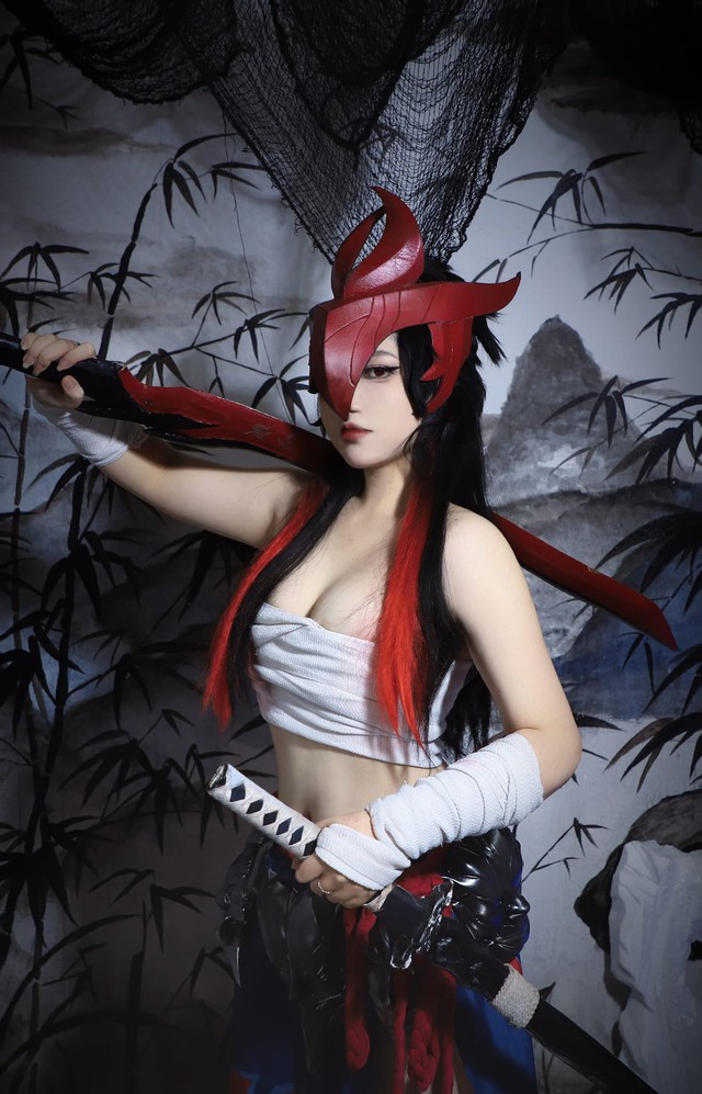Đam mê cosplay gợi cảm, cô gái bị anti đặt điều và màn "đáp trả" cực gắt- Ảnh 2.