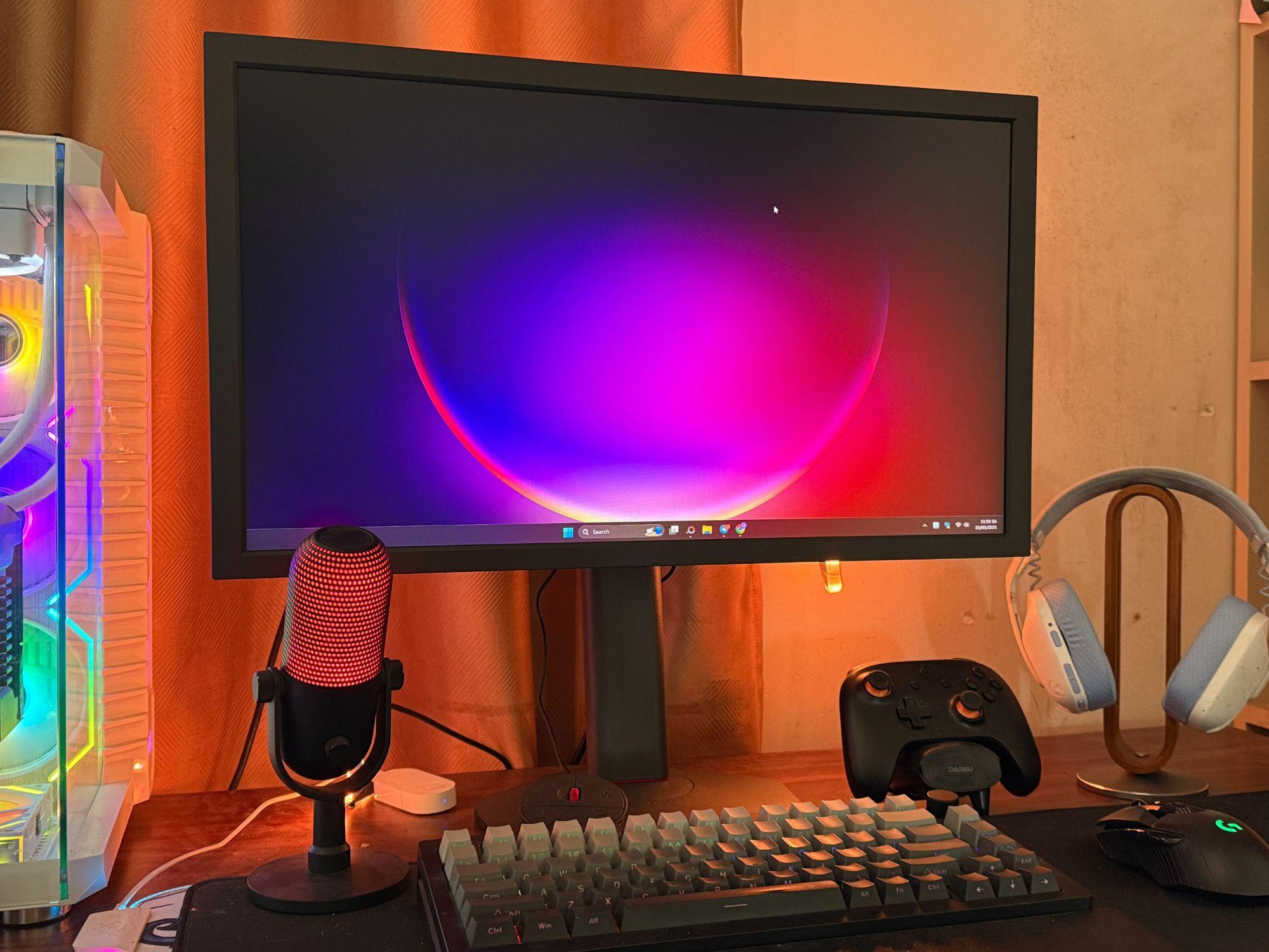 Có gì khiến một chiếc màn hình 24” Full HD có mức giá lên tới trên dưới 30 triệu? Đầu tiên đó chính là con số 600Hz- Ảnh 1.