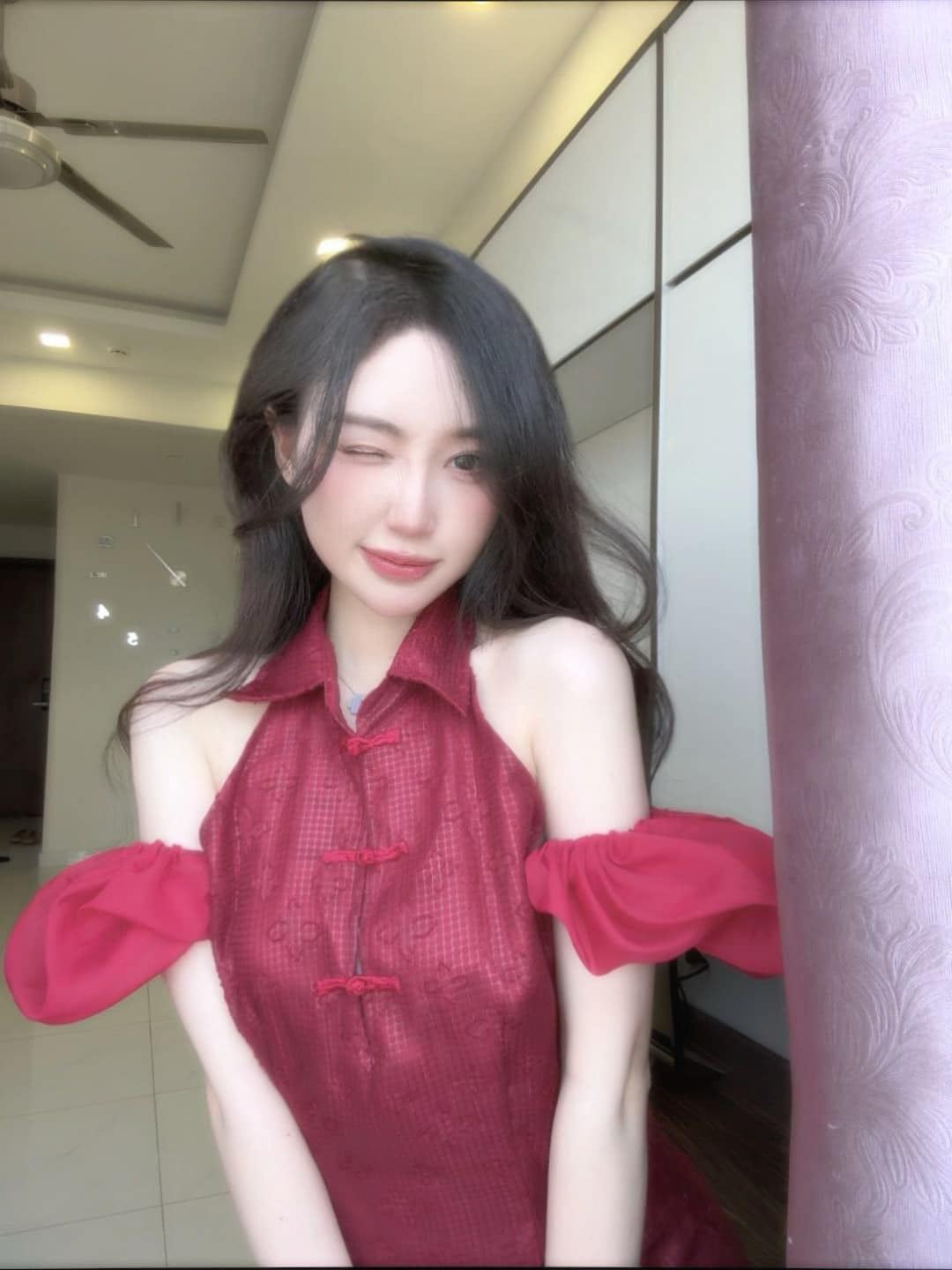 Nữ streamer xinh đẹp "khốn đốn" với "trò đùa" dai dẳng của fan, từng phản ứng gắt nhưng vô ích- Ảnh 7.