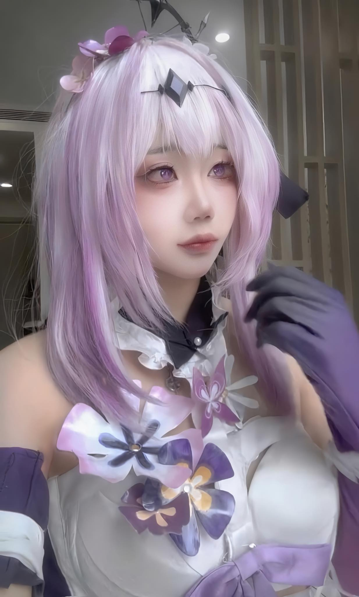Hiếm hoi tung ảnh diện đồ khoe ngoại hình nóng bỏng, fan không hài lòng, đòi trả lại nữ coser ngày xưa!- Ảnh 7.